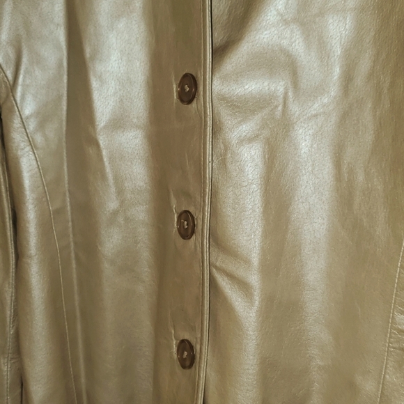 Danier metallic gold 100% leather button up jacket size small - Picture 2 of 9